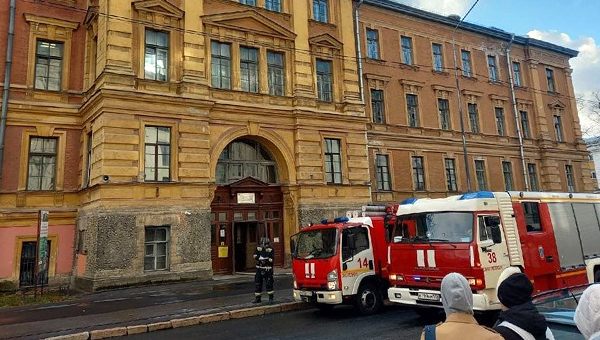 В Санкт-Петербурге в Ветеринарной академии произошёл пожар