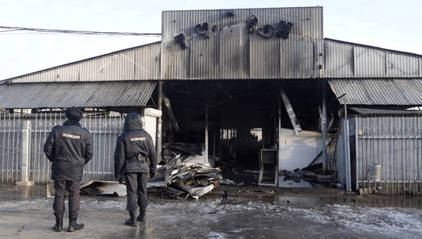 На Птичьем рынке в Самаре случился пожар, погибли животные