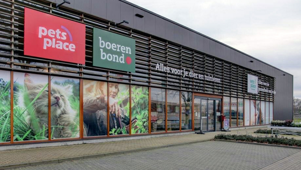 Нидерландский ретейлер Pet’s Place открыл супермаркет и бутик